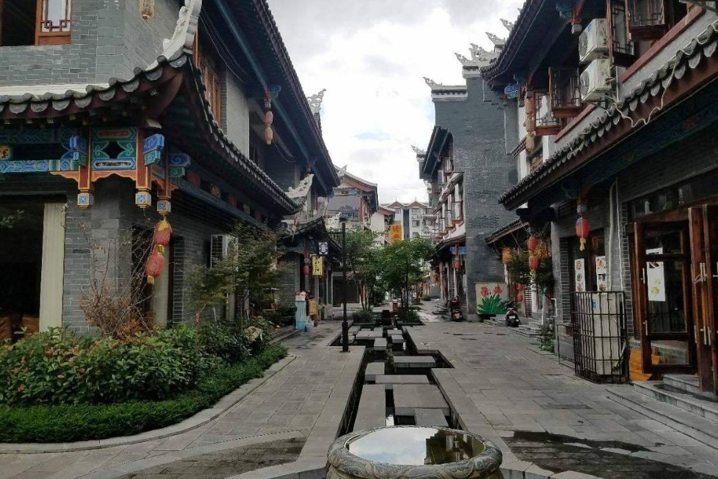 探索男朋友我们在家单独时候 和我们去外面态度不一样正常吗?,领略知识星球魅力!